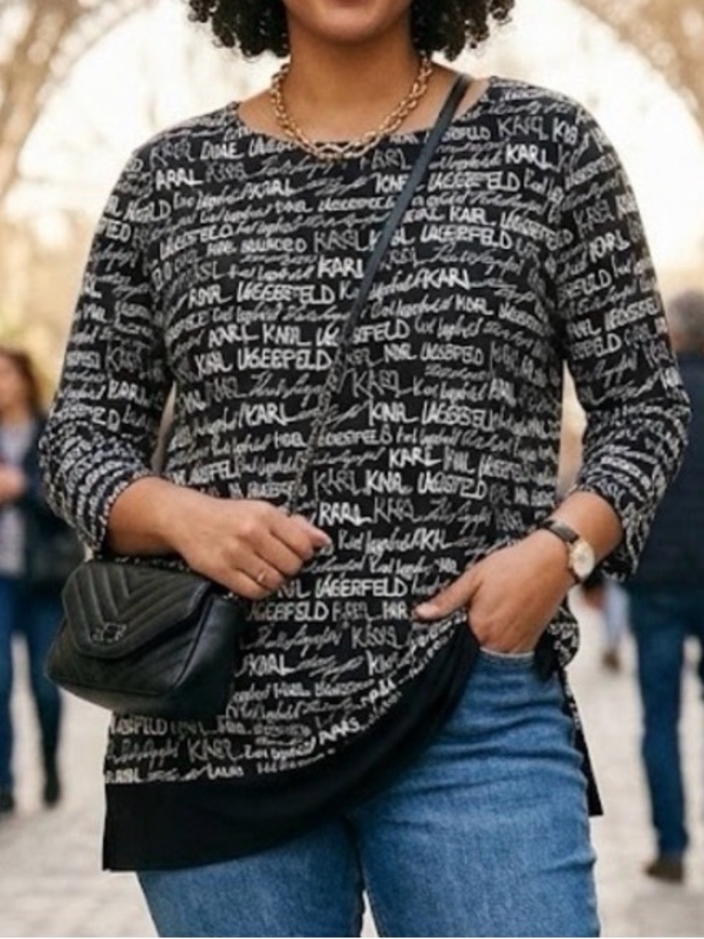 Karl Lagerfeld Paris Black White Graffiti Logo Script Boatneck Top Large